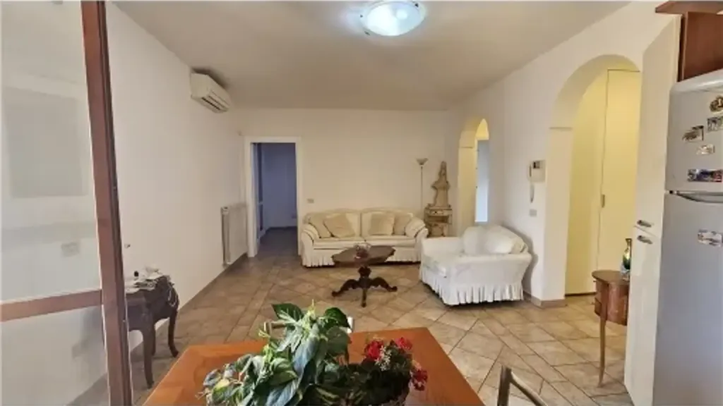 Séjour - Apartment with Terrace in Central Empoli