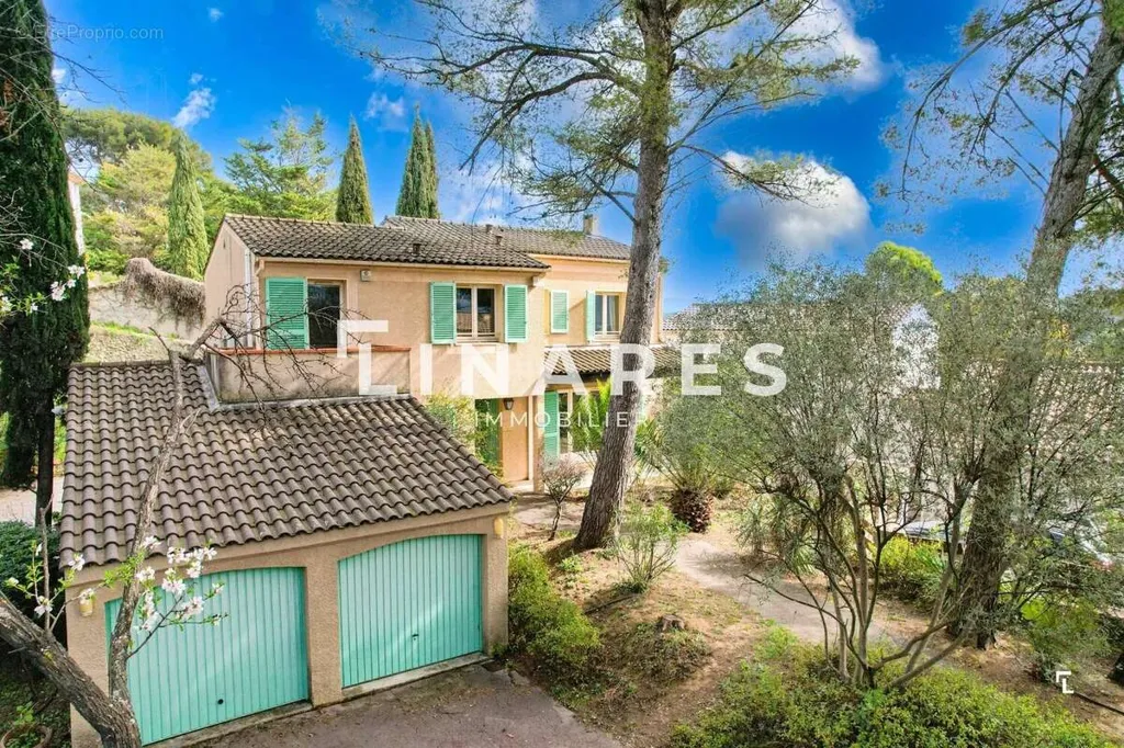 Extérieur - Villa T4 avec Jardin au Parc des 7 Collines