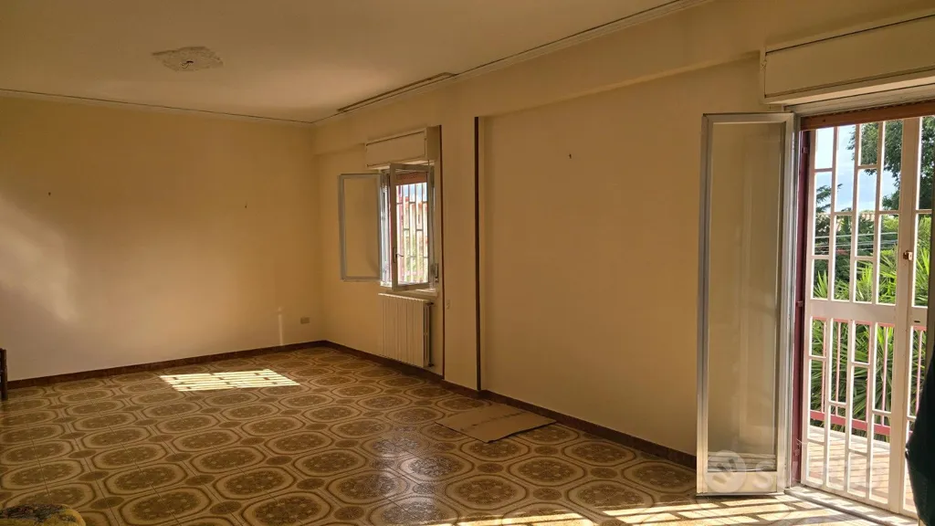 Rooms - Independent Student Residence Building near University