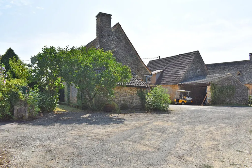 Exterior - Stone Farmhouse with Multiple Buildings in Saint Genies