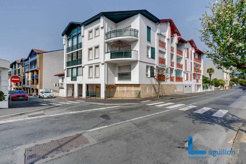 Esterno - City Centre T2 with Parking and Lift