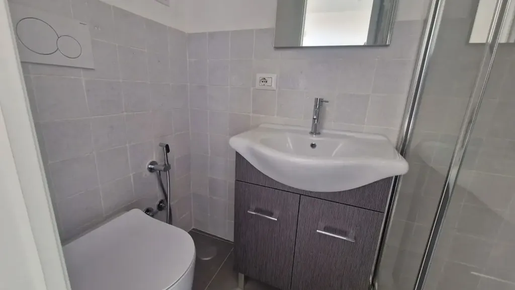 Bagni - Rented Studio with Central Location in Naples