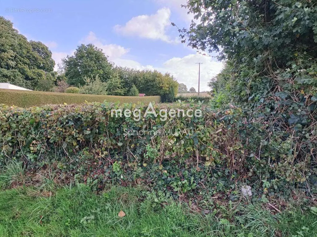 Aed - Constructible Plot with Amenities in Gandelain