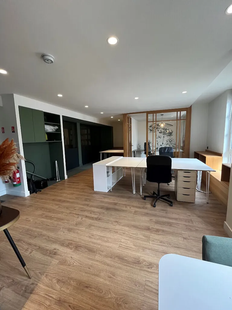 Kabinet - Fully Renovated Office Space in Bordeaux