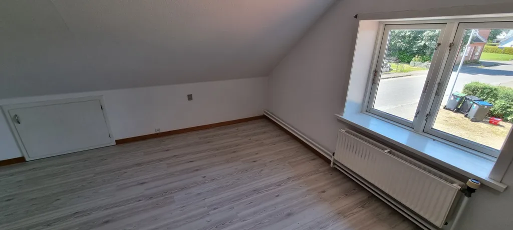 Maison 5 pièces à Ølgod