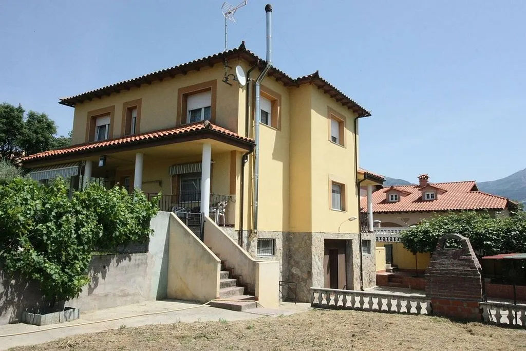 Välivaade - Chalet with Terrace in Mombeltrán