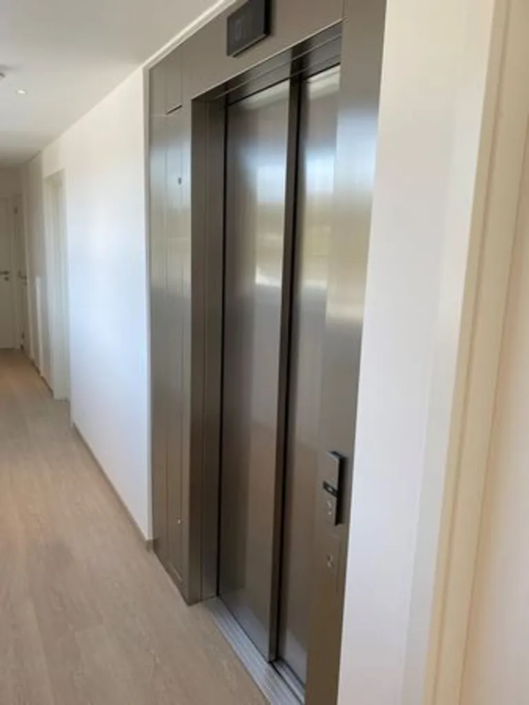 Esik - New Apartment with Panoramic View in Esneux