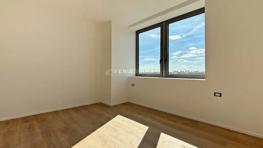 Pièces - Rustic-Style Flat with Balcony in Milan