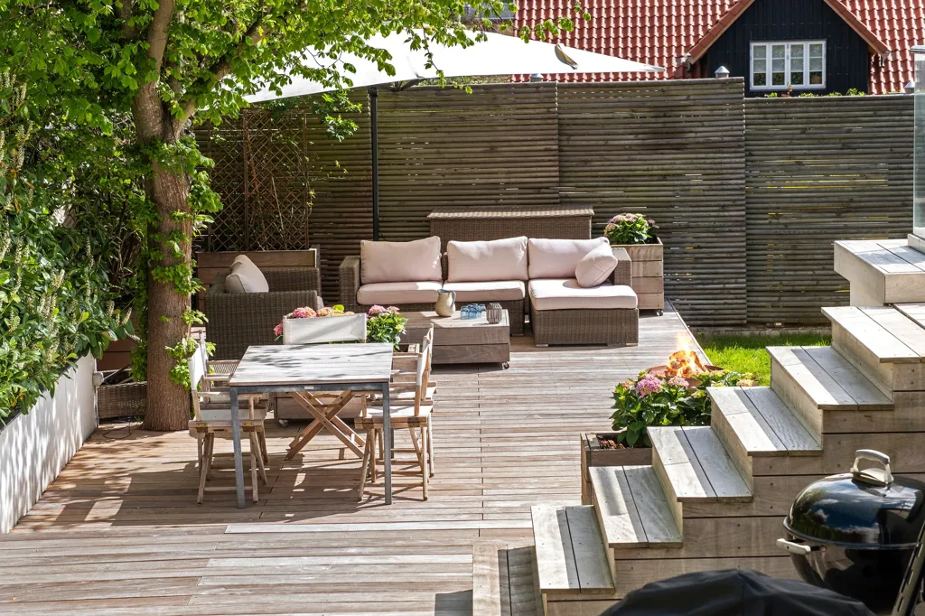 Terrasse - Fenced Villa with Garden in Klampenborg