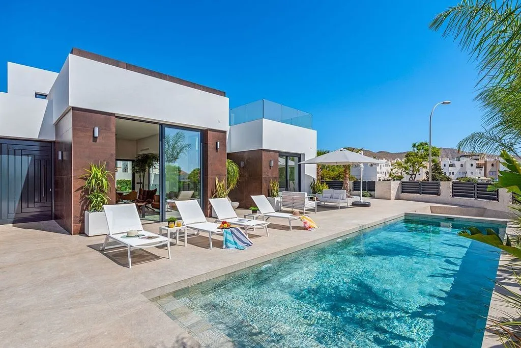 Piscine - New Villa with Pool in El Campello