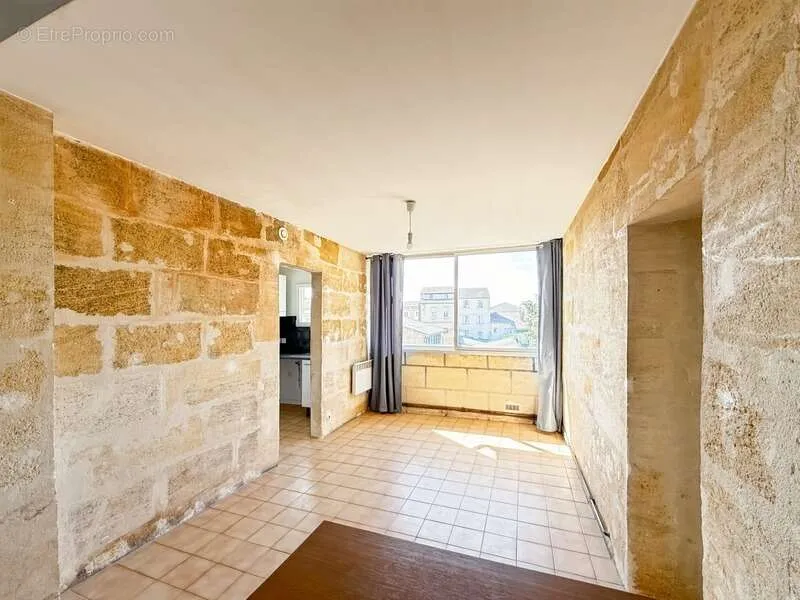 Stanze - Charming T1 Bis with Courtyard View in Bordeaux