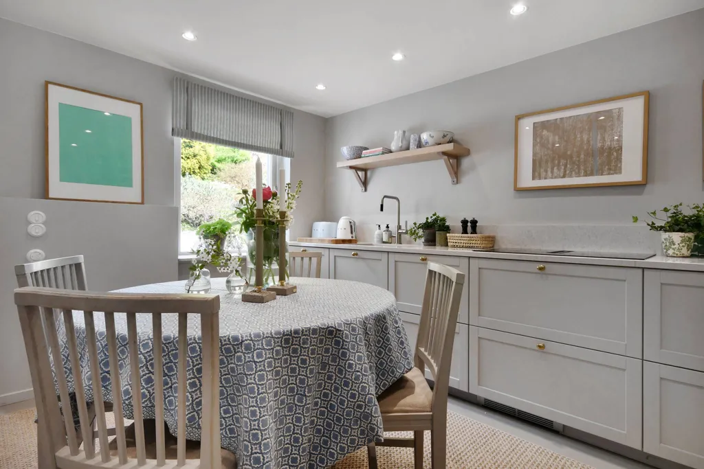 Sala da pranzo - Renovated Apartment with Sea View in Lidingö