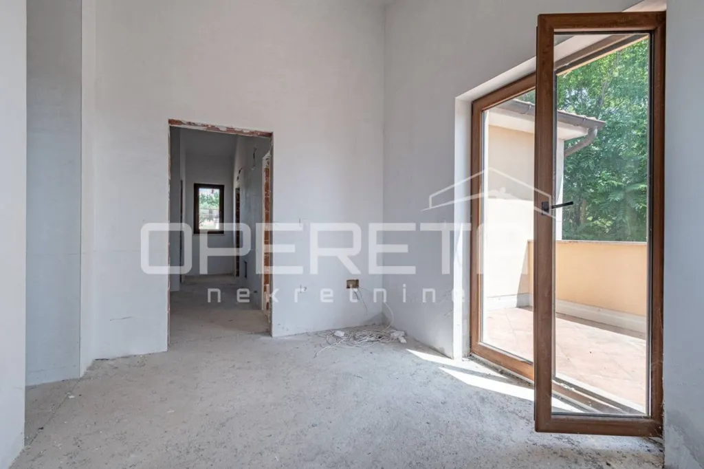 Pièces - Semi-Detached House with Sea View in Poreč