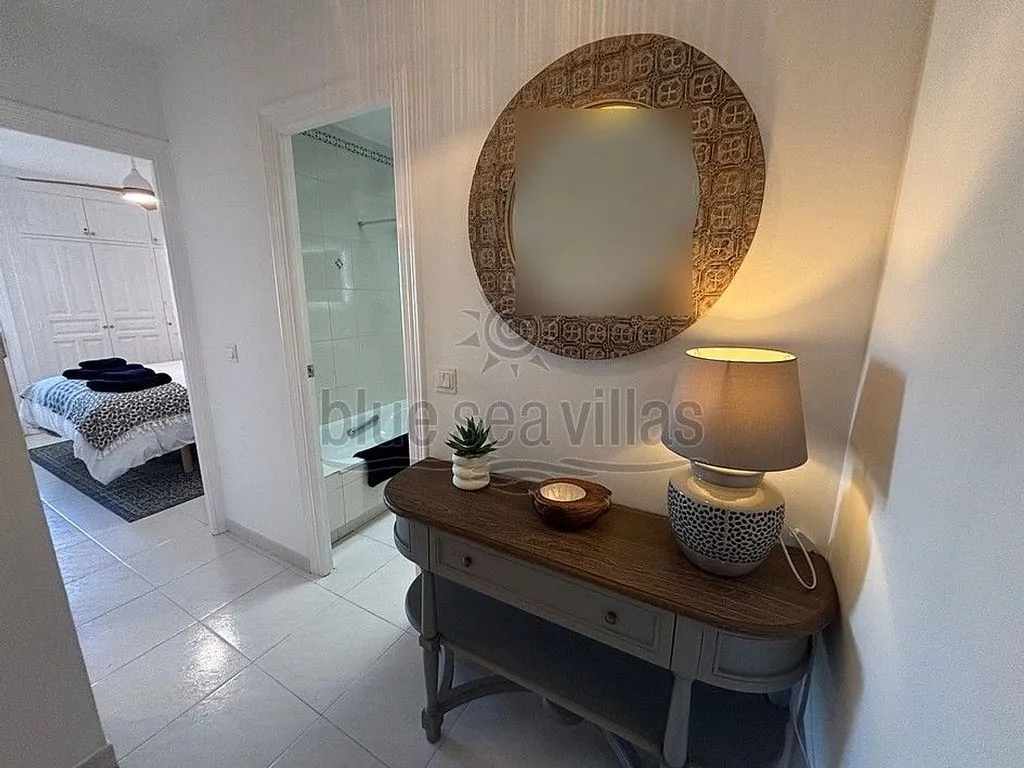 Entrée - Seasonal Apartment with Pool in Mojácar Playa