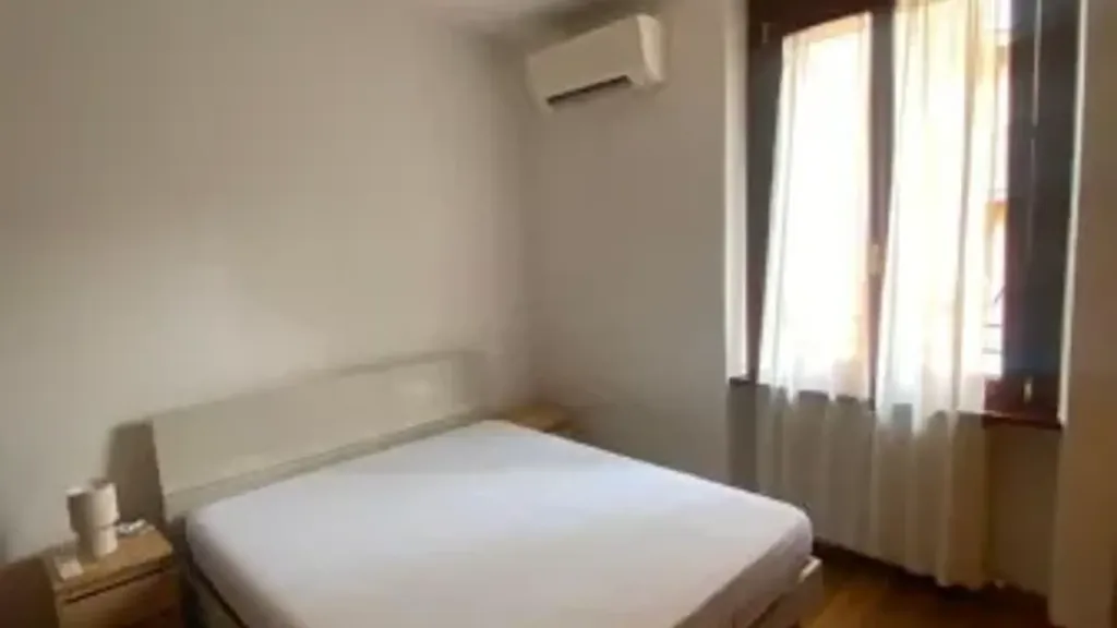 Magamistoad - Retrofitted Studio with Balcony in Milan