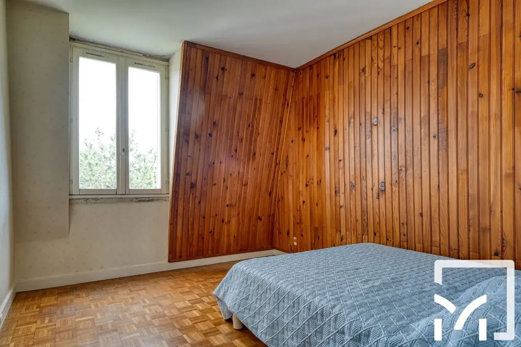 Chambres - Duplex Luxueux avec Ascenseur à Versailles
