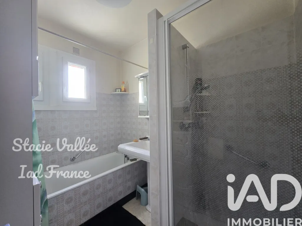 Bathrooms - Evolvable House with Balcony in Conches-en-Ouche