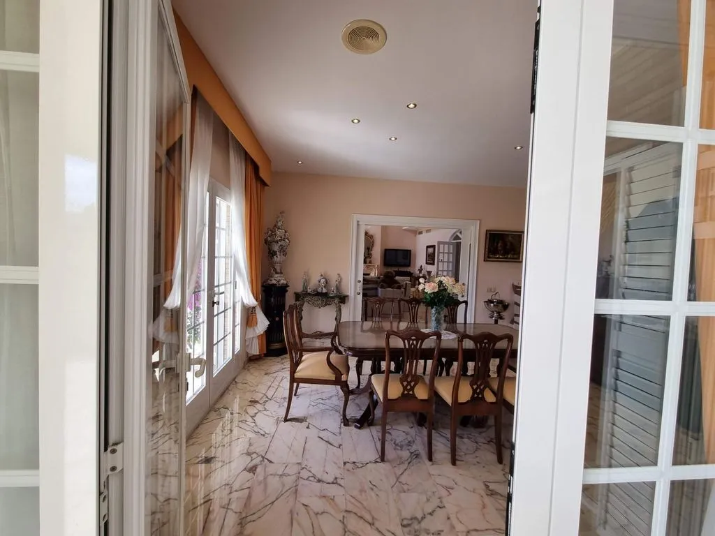 Söögituba - Chalet with Sea Views in L'Ametlla de Mar