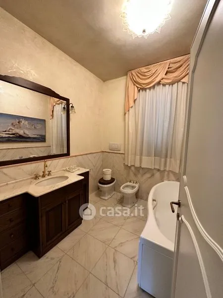 Salles de bain - Rustic Villa with Private Garden in Montignoso