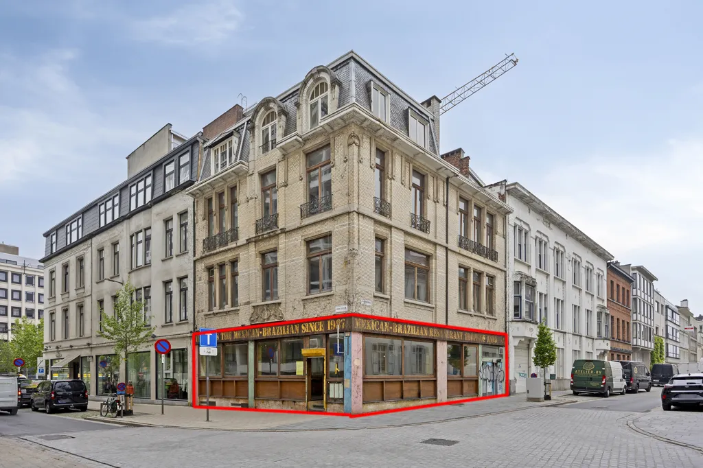 Extérieur - Pavillon Commercial avec Vue sur le Centre d'Anvers