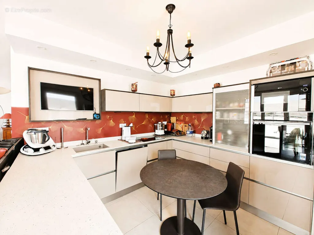 Cucina - Penthouse with Rooftop in Montpellier
