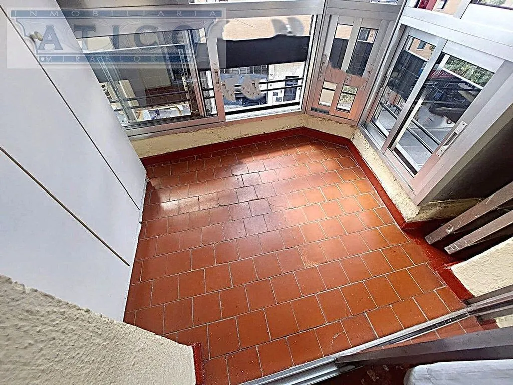 Balcon - Apartment with Terrace in Carmona Road Area