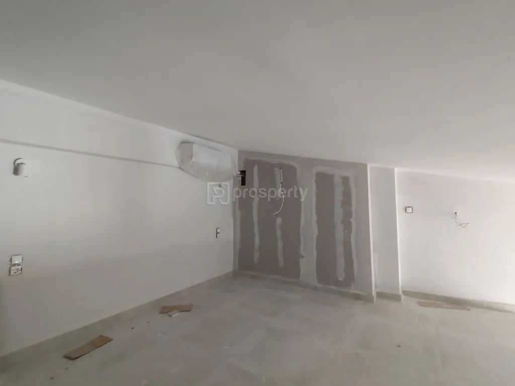 Toad - Modern Loft with Balcony in Patra City Centre