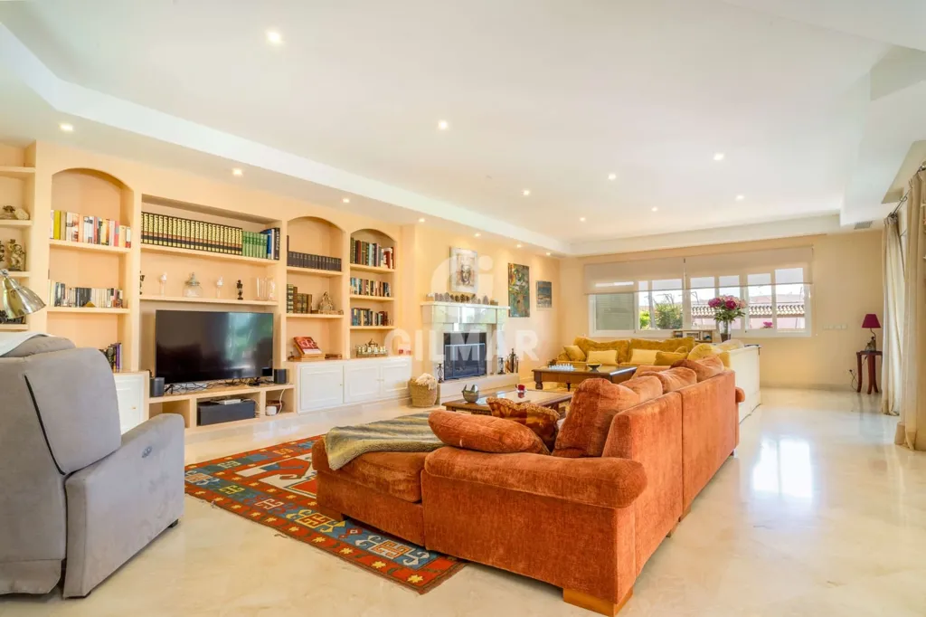 Elutuba - Luxury Villa with Sea View in Benahavís