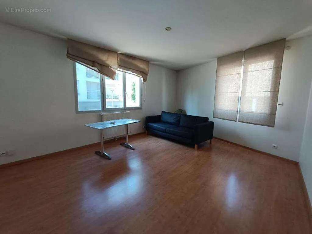 Elutuba - 2-Bed Apartment with Parking in Haute-Vienne
