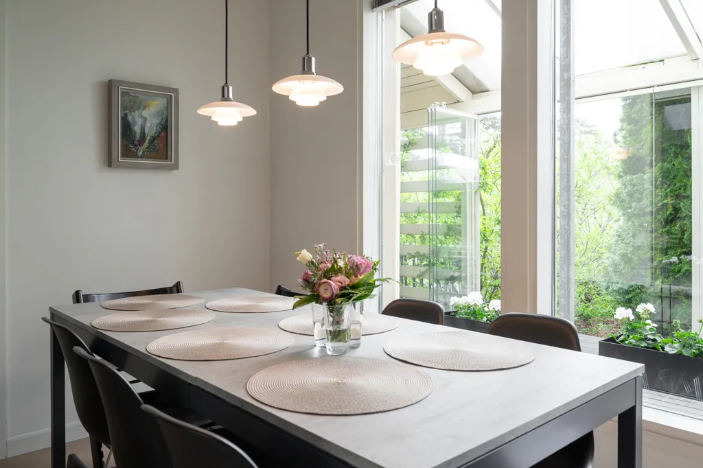Sala da pranzo - Modernised Apartment with Sauna in Nuottaniemi, Espoo