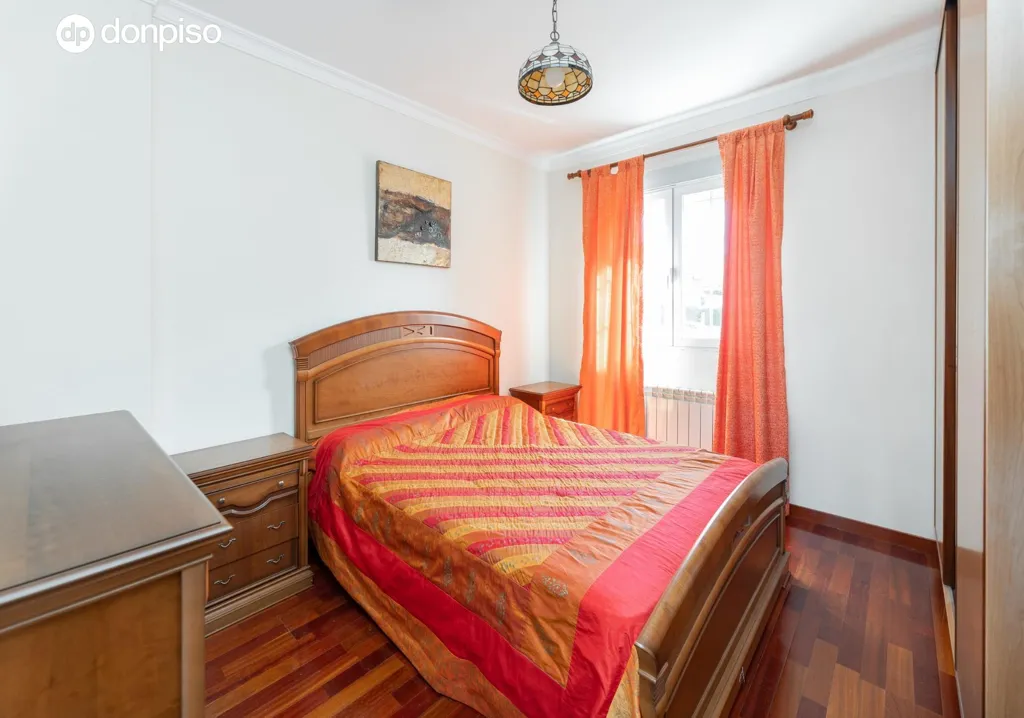 Magamistoad - Chalet with Pool in Granada's Calle Ajenjo