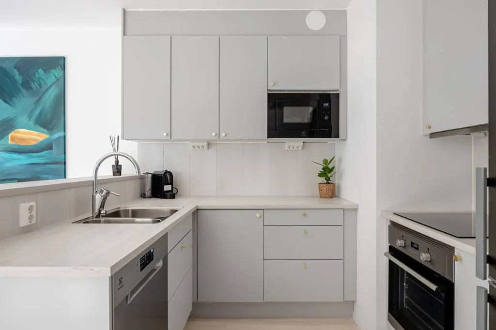 Cucina - 2nd Floor Apartment with Balcony in Täby