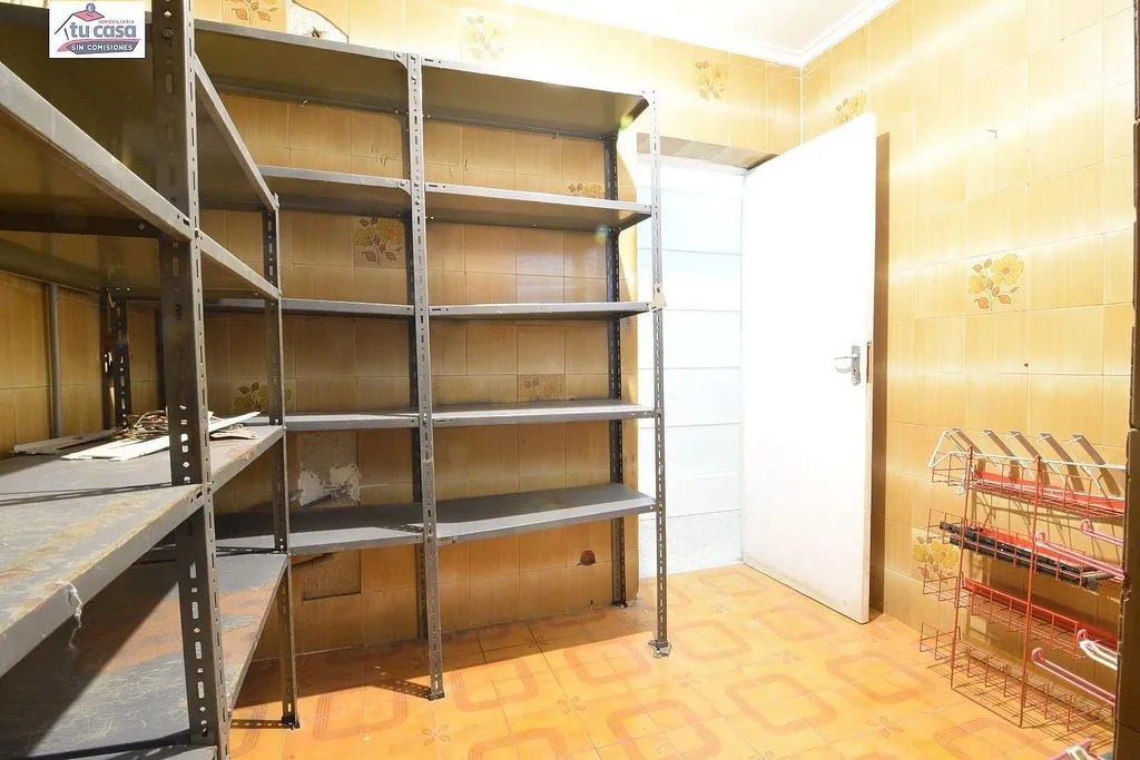 Pesuköök - Ground Floor Flat with Conversion Potential in Zárate