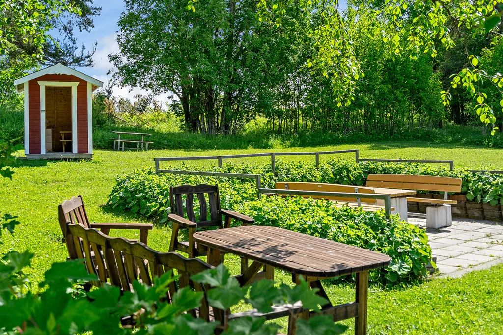 Garden - Apartment with Garden in Brunflo