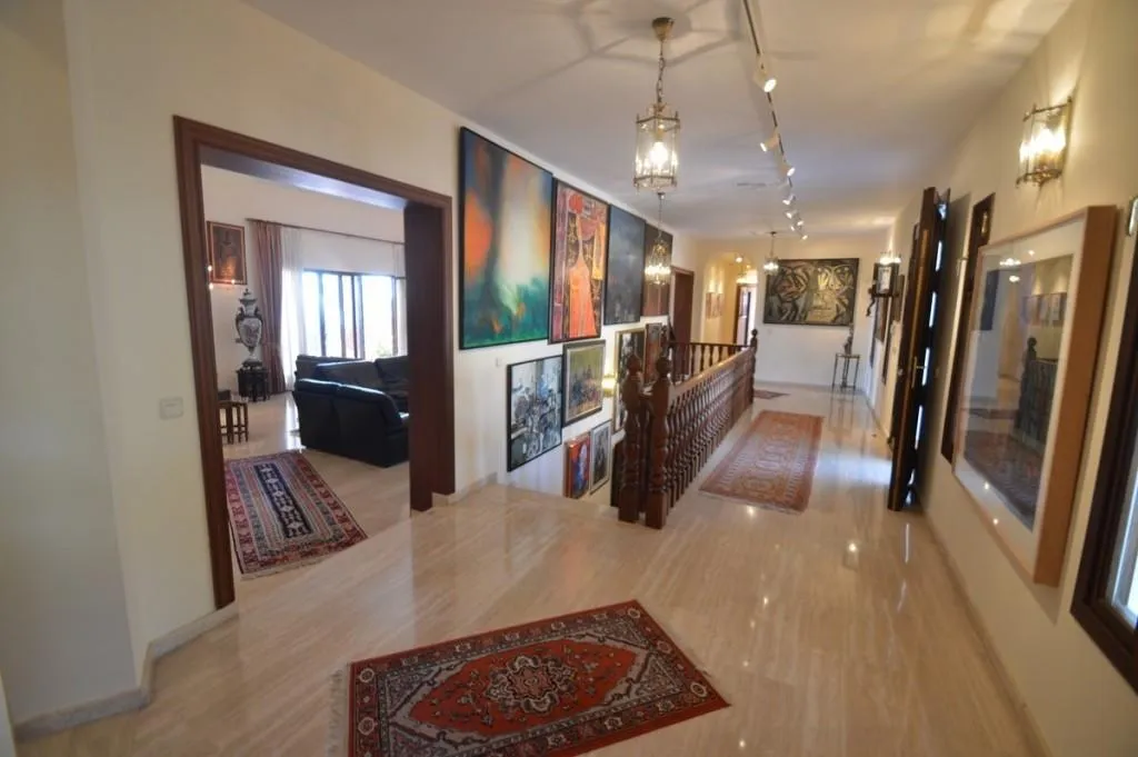 Esik - Villa with Sea Views in Benalmádena