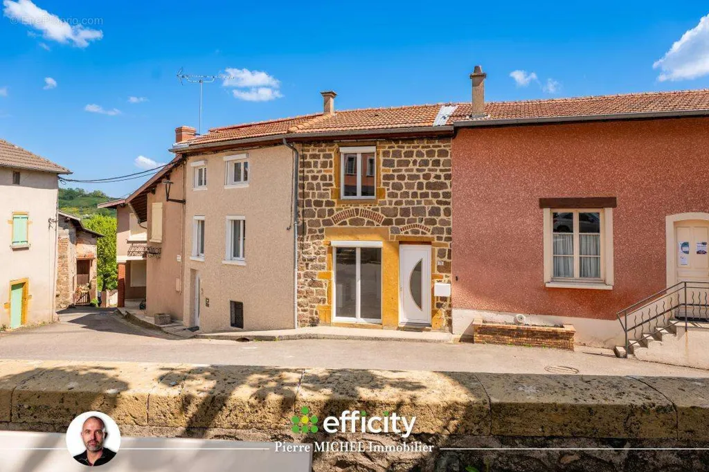 Maison 3 pièces à Brullioles