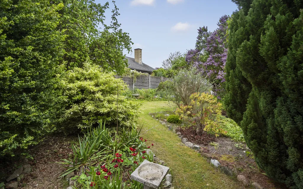 Jardin - Villa with Potential in Åshøj near Køge