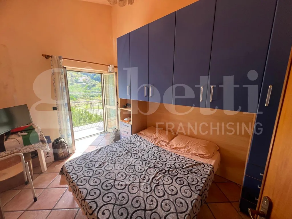 Chambres - Independent House with Courtyard in Amantea