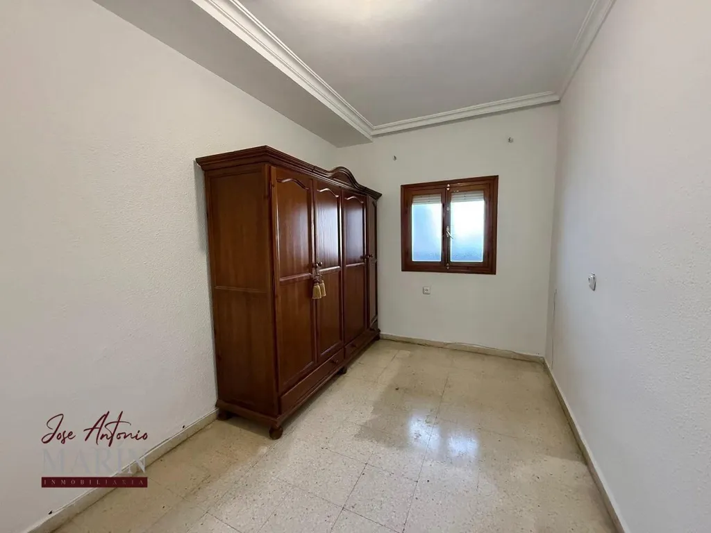 Toad - Apartment with Terraced Balcony in Badajoz