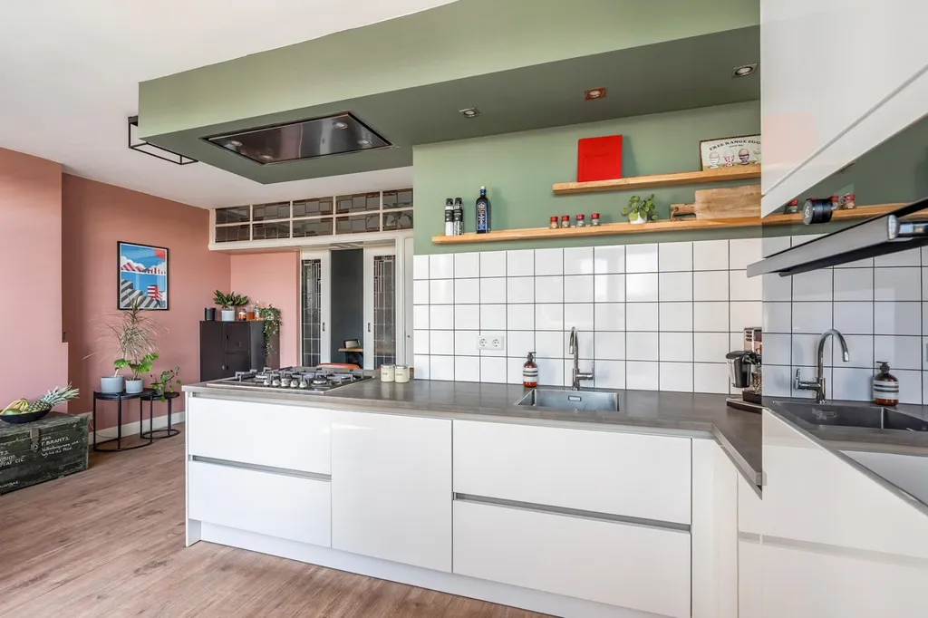 5-toaline korter asukohas Rotterdam