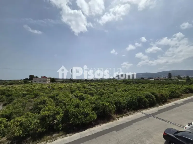 Jardin - Semi-New Flat with Balcony in Beniarjó