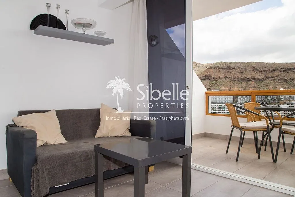 Elutuba - Apartment with Pool on Avenida De la Cornisa, Mogán