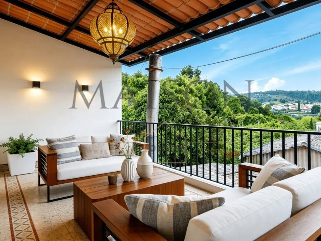 Terrasse - Historic House with Commercial Space in Penafiel