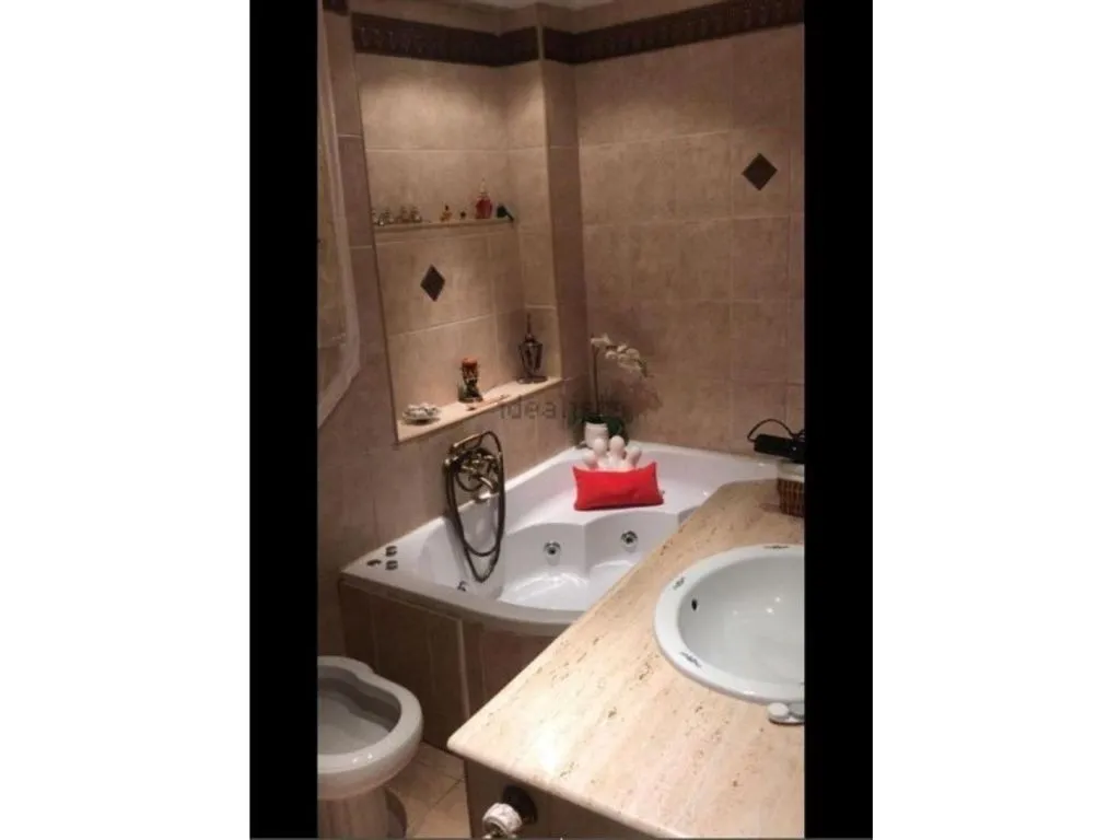 Salles de bain - 7-Room Apartment in Central Elche