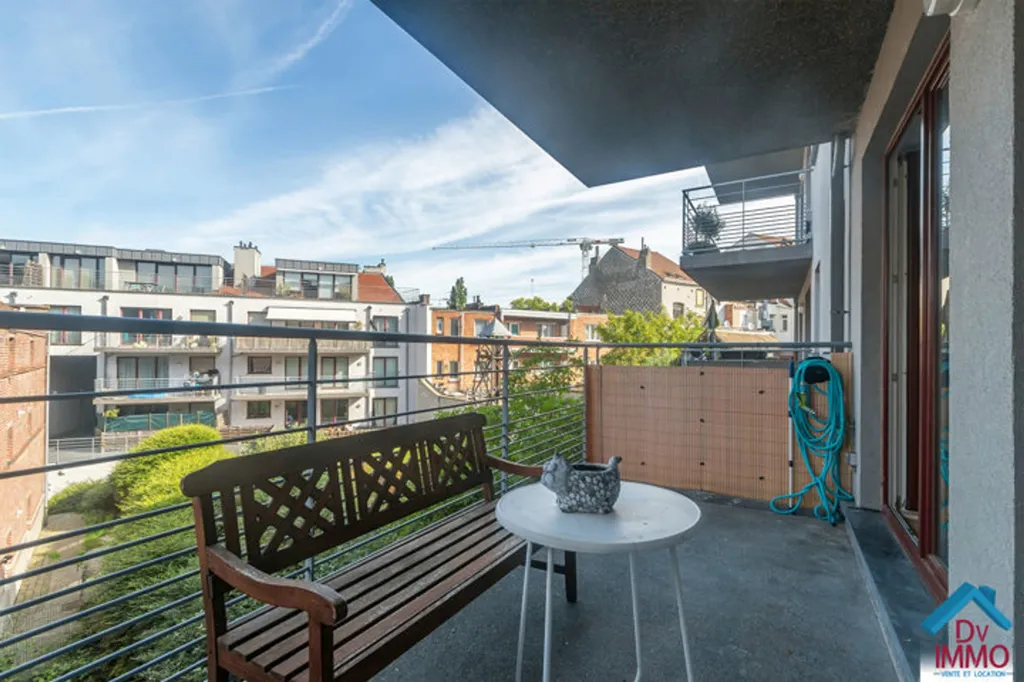 Rõdu - 1-Bedroom Apartment with Terrace in Forest