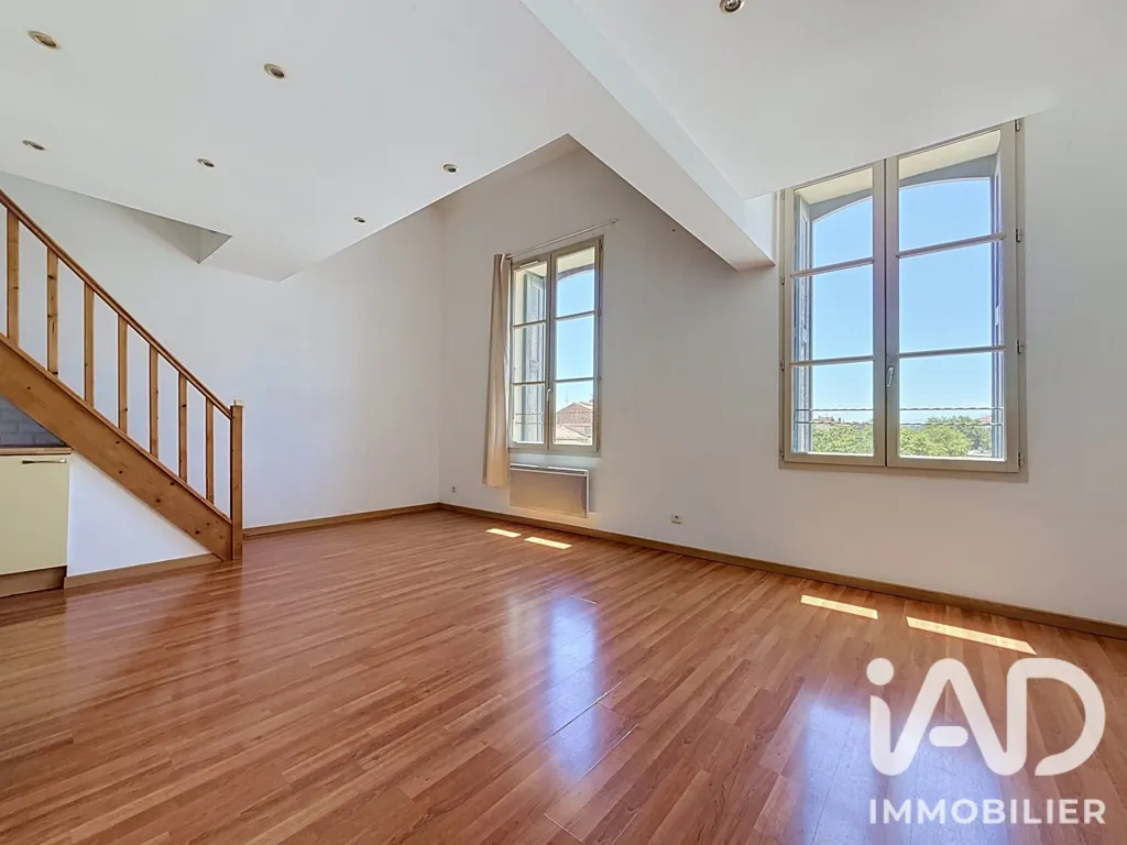 Séjour - Duplex avec Ascenseur au Cœur de Rivesaltes