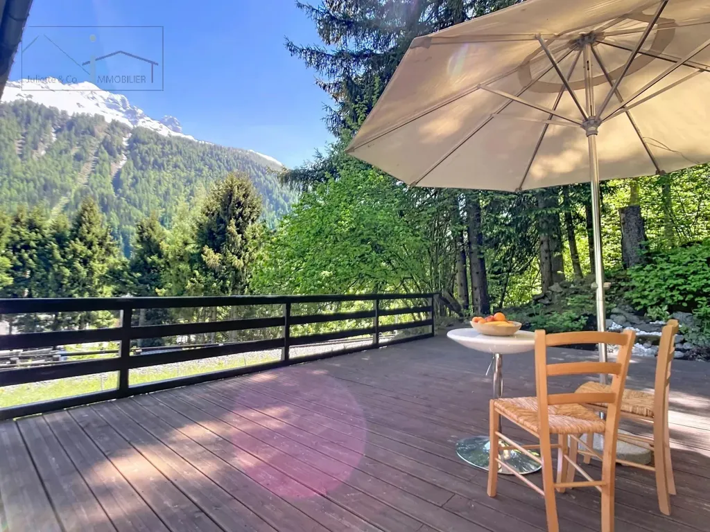Terrasse - Chalet de 9 Chambres avec Vue Montagne à Chamonix