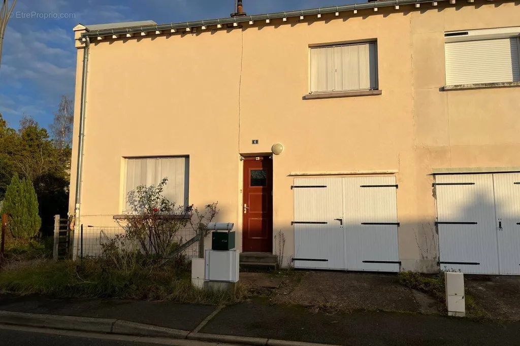 Extérieur - Maison T4 avec Jardin à Esvres