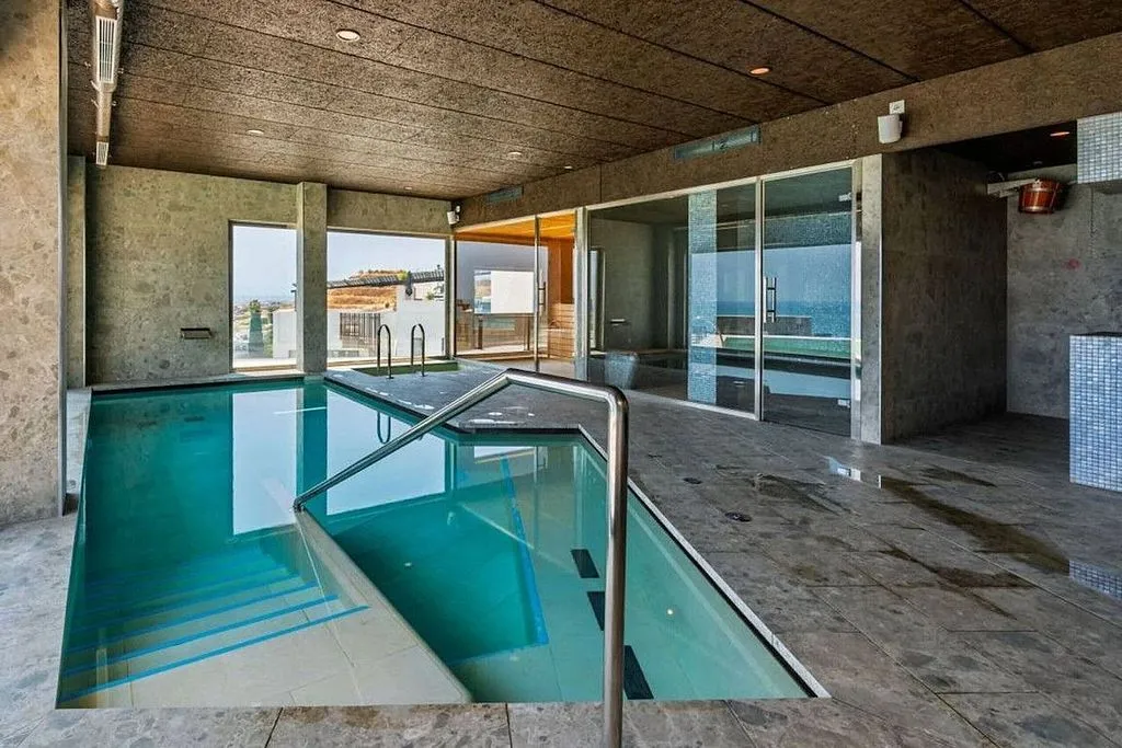Piscine - Chalet with Pool and Terrace in El Peñoncillo