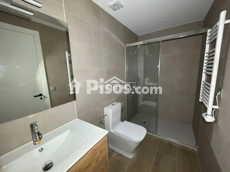 Vannitoad - New Flat with Patio in Escaldes Centre